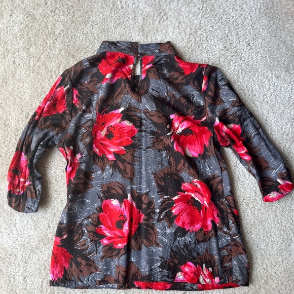Boden Collared Bella Viscose Silk Top, style # WA521, size US8/UK12 3/4 sleeve. - Picture 2 of 3